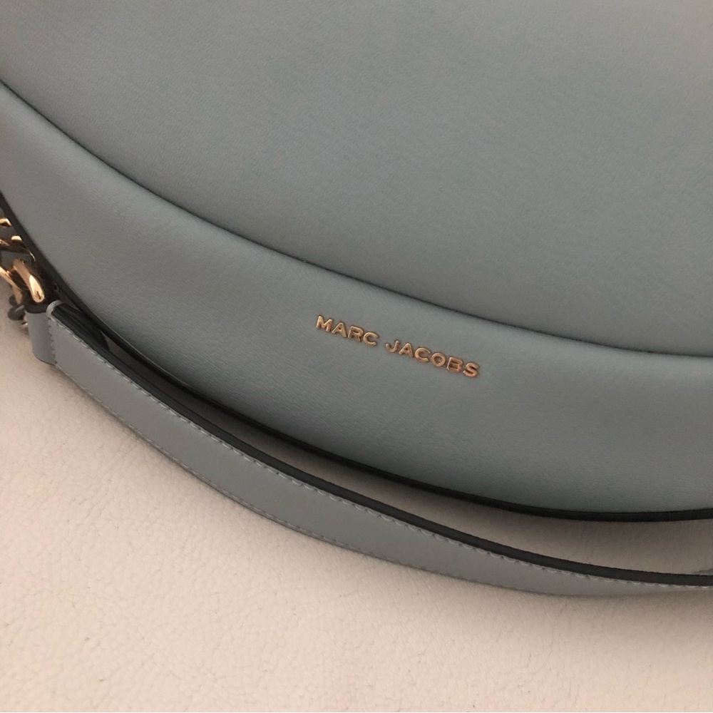 ๐๐ป๐ Marc Jacobs moon shape leather bag - Picture 9 of 9